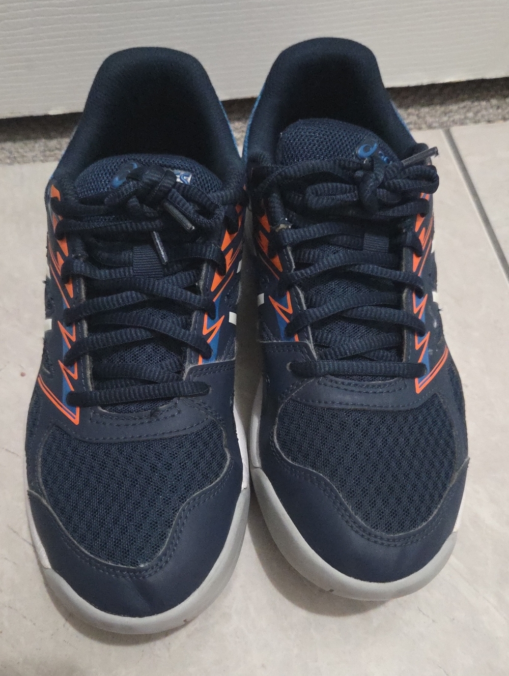 ASICS Upcourt 4 Kids/Mens Athletic Sneakers Blue/White/Orange, Size 7
